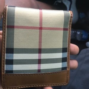 Burberry wallet 100% authentic