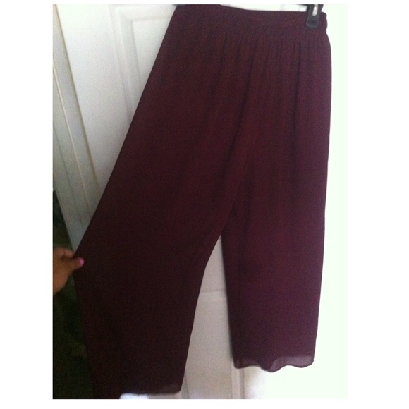 Wine coloured flowy pants! - Picture 2 of 3