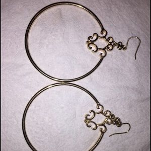 Jessica Simpson large hoop earrings!