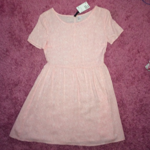H&M Light pink Babydoll style dress! NWT