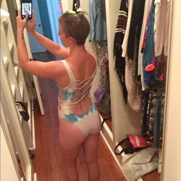 Alternate pics of Blue Life bathing suit!