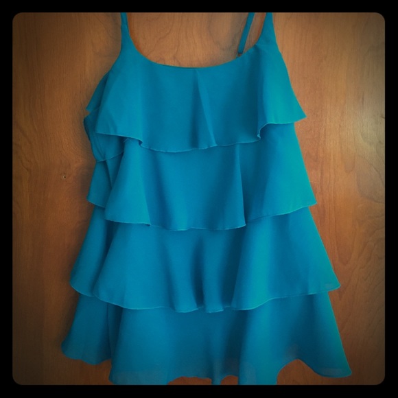 GAP Tops - XS Gap chiffon tank Excellent Condition