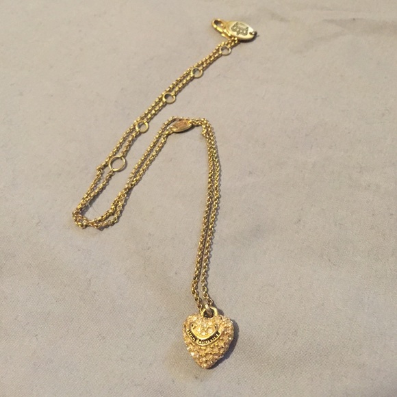 Juicy couture heart necklace