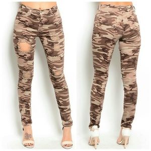 NEW:Distressed Army Fatigue Jeans
