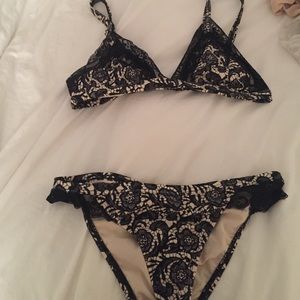 Lace bikini