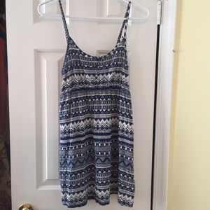 H&M Aztec navy/white dress size 4 (EU SZ 38)