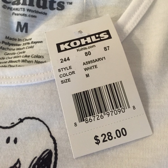 Long Sleeve Peanuts Crop Top - Picture 2 of 2