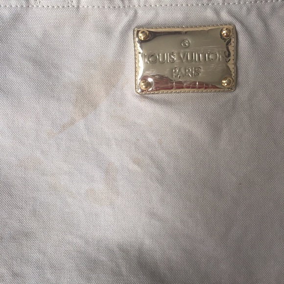 SOLD! Louis Vuitton LOVE Tote - Picture 4 of 4