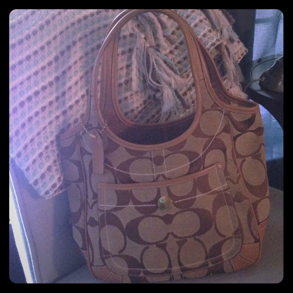 Coach Handbags - Authentic COACH purse