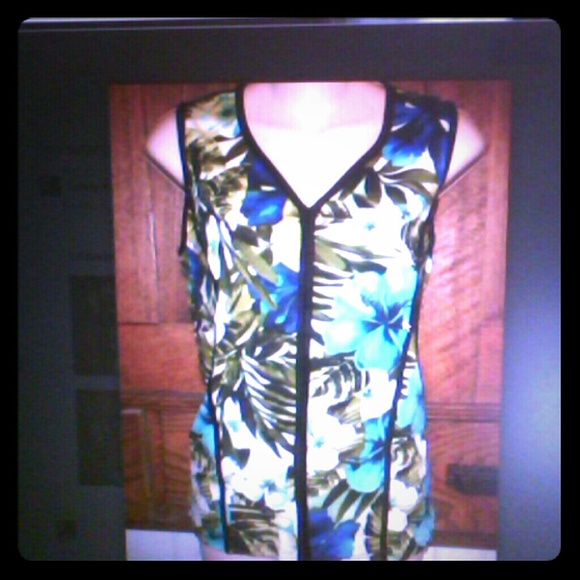 Tropical Paradise pull over top