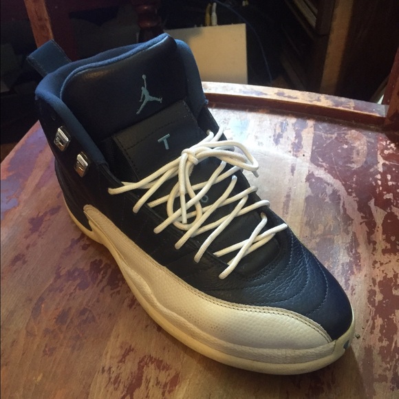 Men's shoes