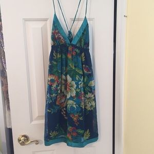 Forever 21 island dress open back size M