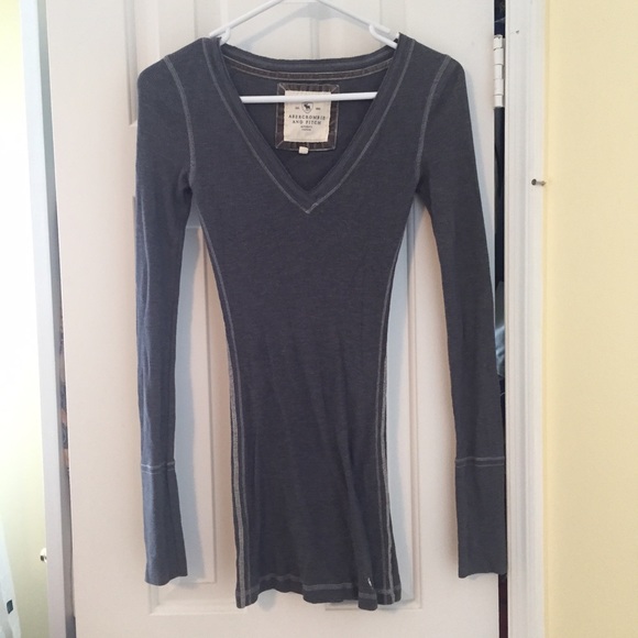 Abercrombie & Fitch knit gray sweater size M