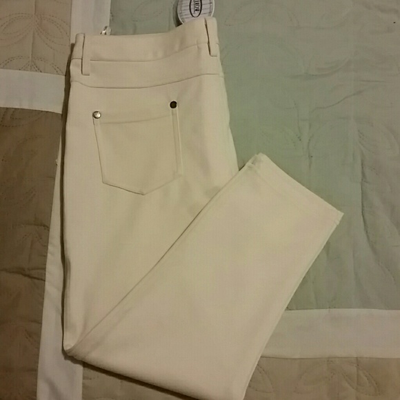 Jegging pants