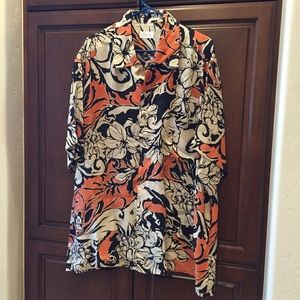 Short sleeve button down