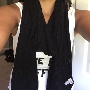 Cable-Knit UGG scarf