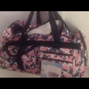 Duffle Bag.     ((((((SOLD))))))