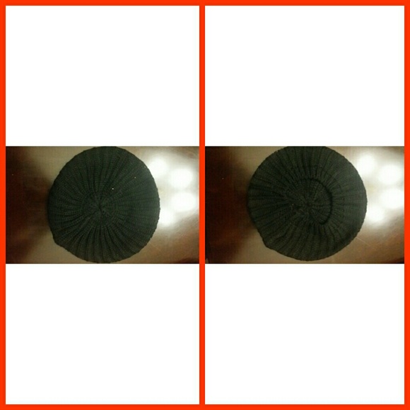 Black baggy beanie