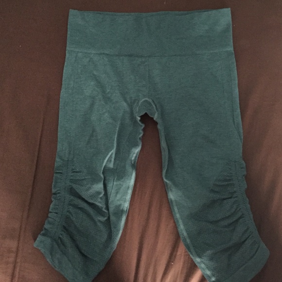 Lululemon Green Crops