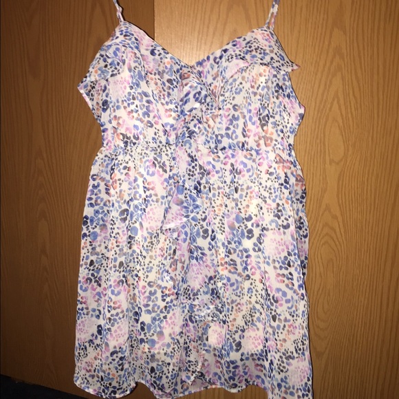 Cute tank top - Picture 1 of 1