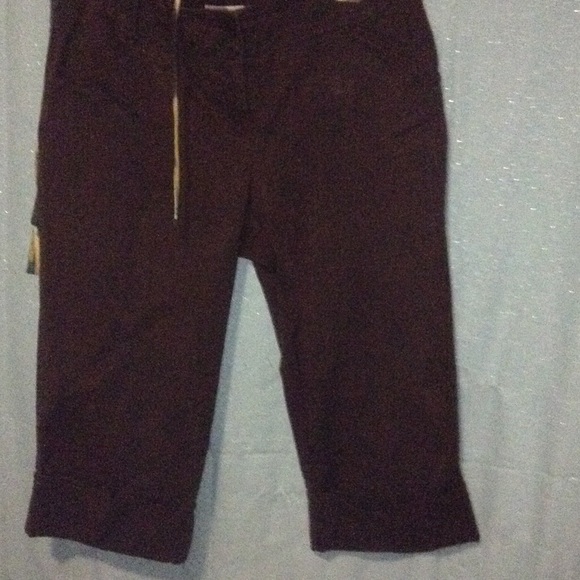 2 piece  outfit halter top and Capri pants  small - Picture 4 of 4