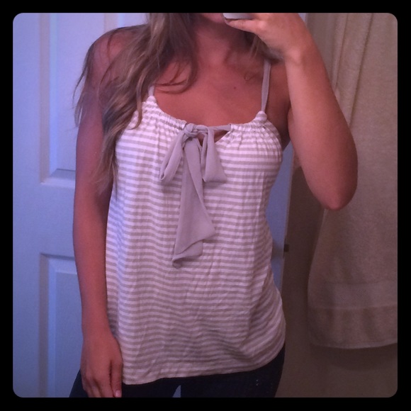 Banana republic striped flowy top