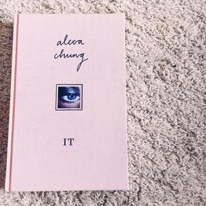 Alexa Chung It book