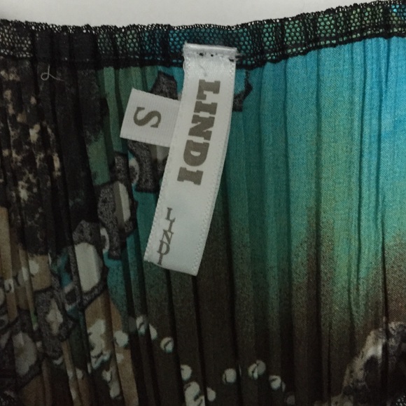 Blue, Green, Brown and Black small dress - Picture 3 of 4