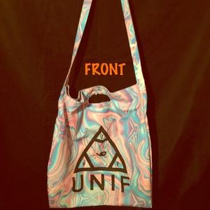 💧UNIF MELT TOTE 💧