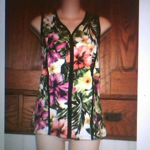 Tropical pull over top, eye catching colors!