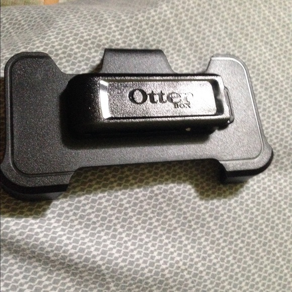 OtterBox Accessories - Otter box iPhone 5c black waist holster