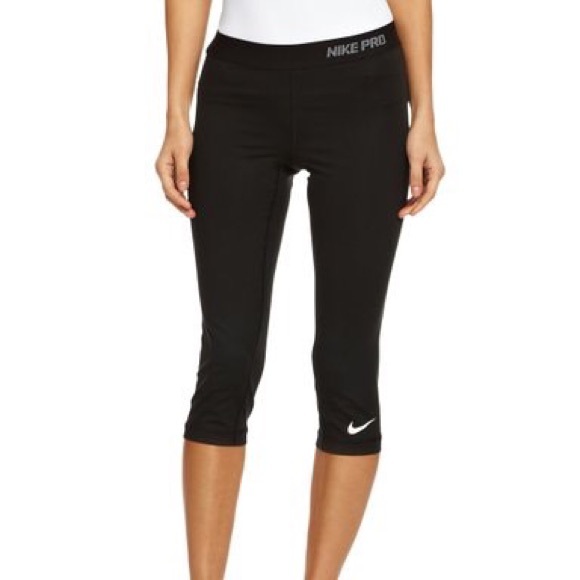 Nike Pro dri fit capri leggings