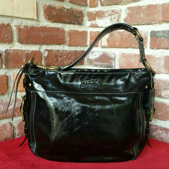 COACH, ZOE PATENT LEATHER!