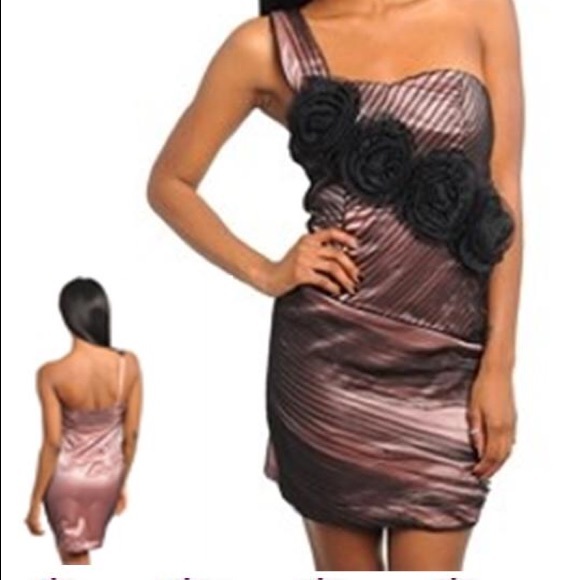 👑Black and Rose  Dress - Large (Clearance) - Picture 1 of 4