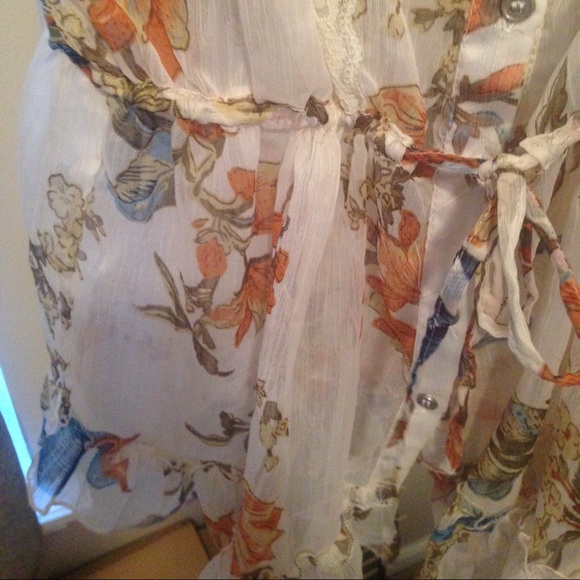 Flowy top - Picture 3 of 4