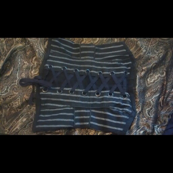 Tripp Corset