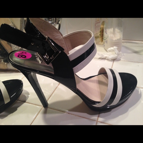 Michael kors heels. Brand new size 8.5