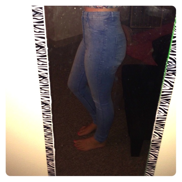 H&M high waisted jeans