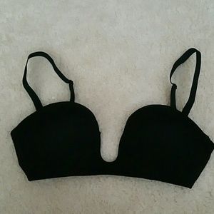 Black plunge bra