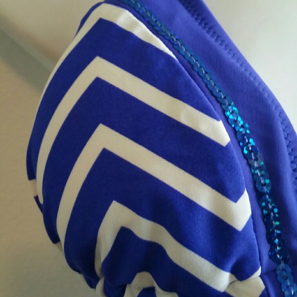 Sequin Chevron Bikini. Reversible - Picture 3 of 4