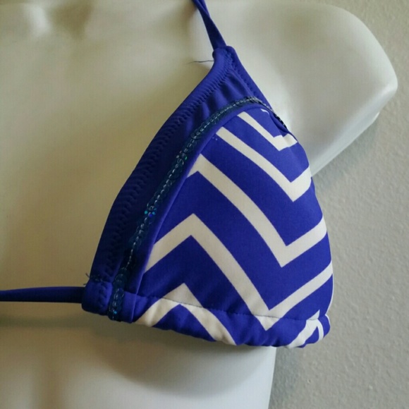 Sequin Chevron Bikini. Reversible - Picture 4 of 4