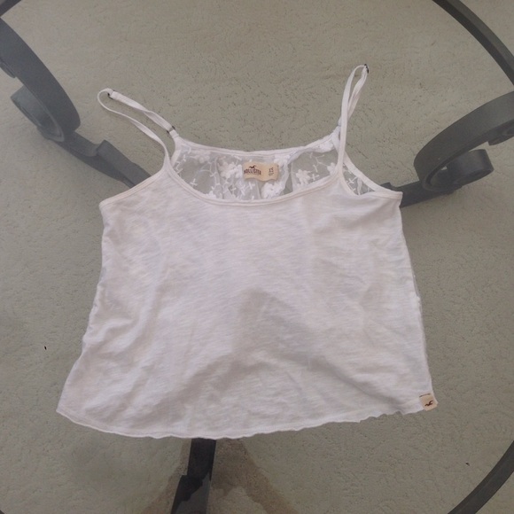 White hollister shirt
