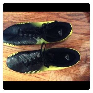 Adidas predator men's cleats size 11
