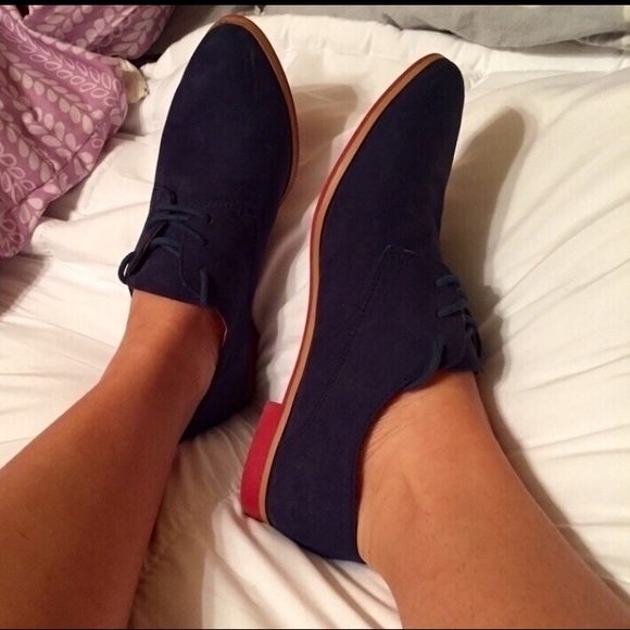 Blue & Pink Vintage Oxfords - Picture 2 of 4