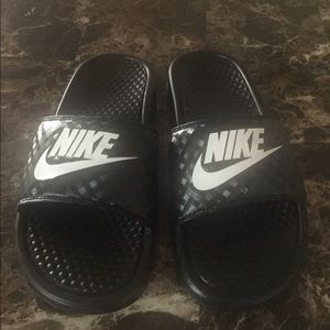 Nike Benassi Slide Sandals - Women
