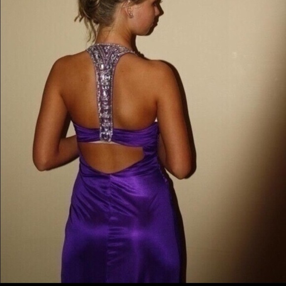 Bedazzled Open-Back Gown - Picture 4 of 4