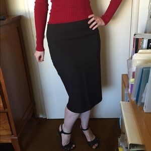 Sisley dark brown pencil skirt