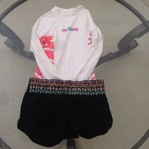 Rash guard and shorts surf set