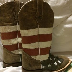Roper square toe American flag boots