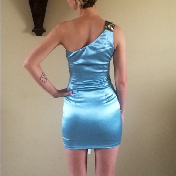 Single Shoulder Bedazzled Dress - Picture 2 of 4